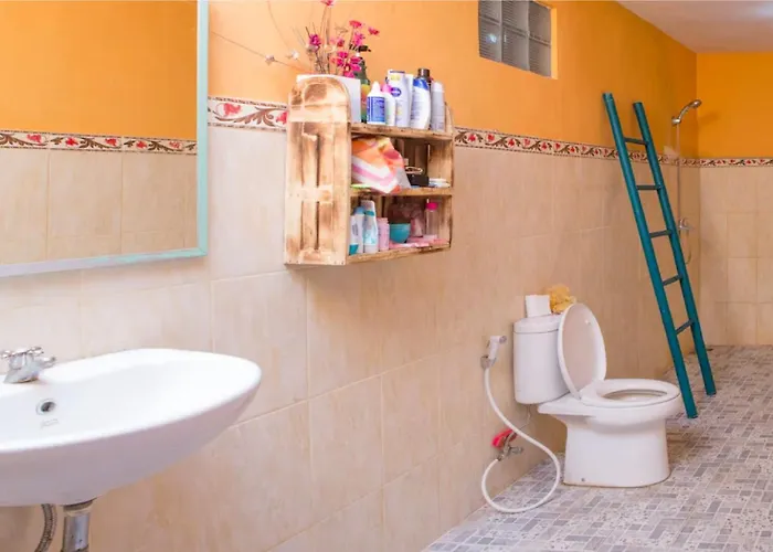 Auberge de jeunesse Surfers House Batu Bolong - Adults Only Canggu