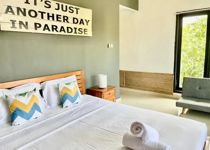 Surfers House Batu Bolong - Adults Only Auberge de jeunesse *